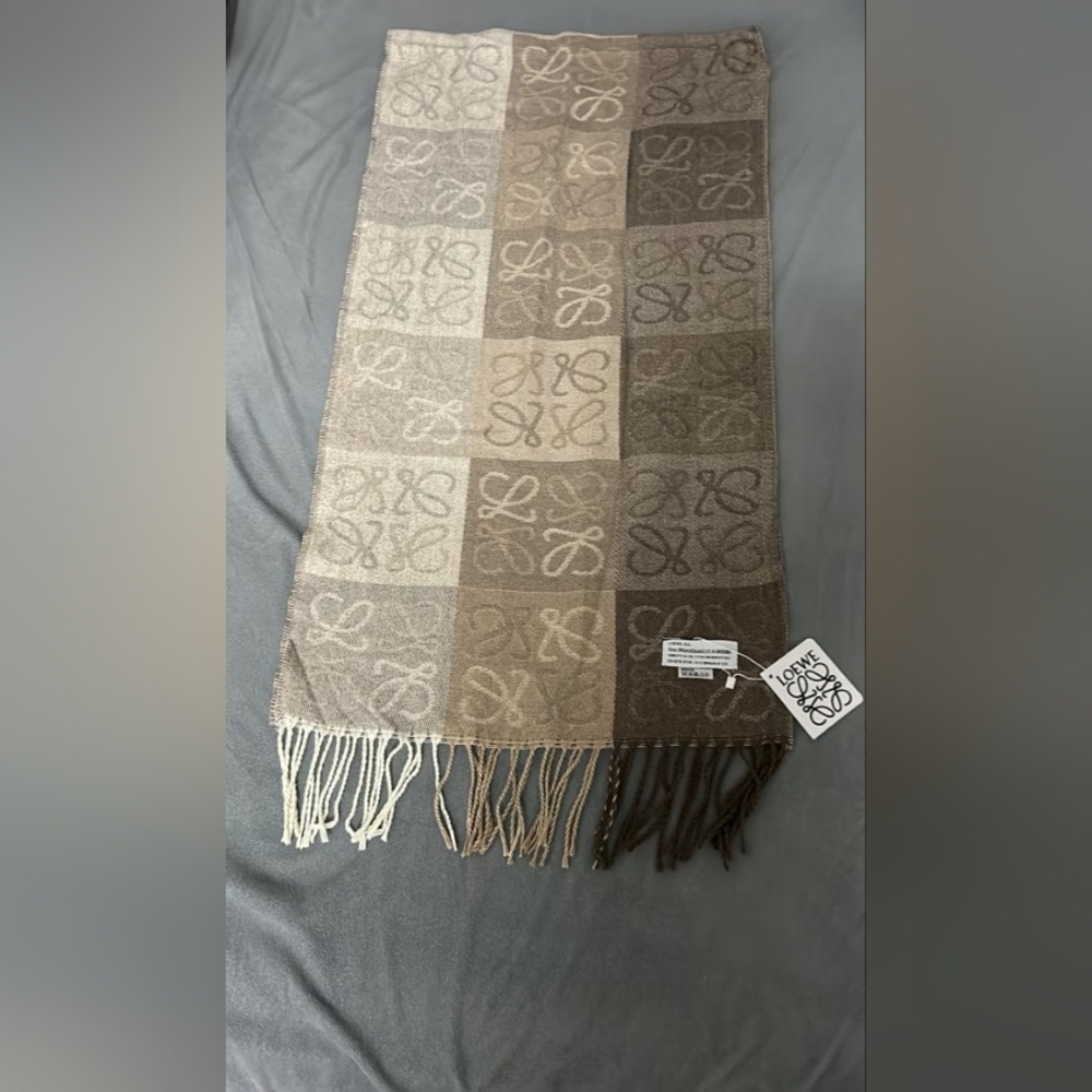 Stylish Loewe Scarf